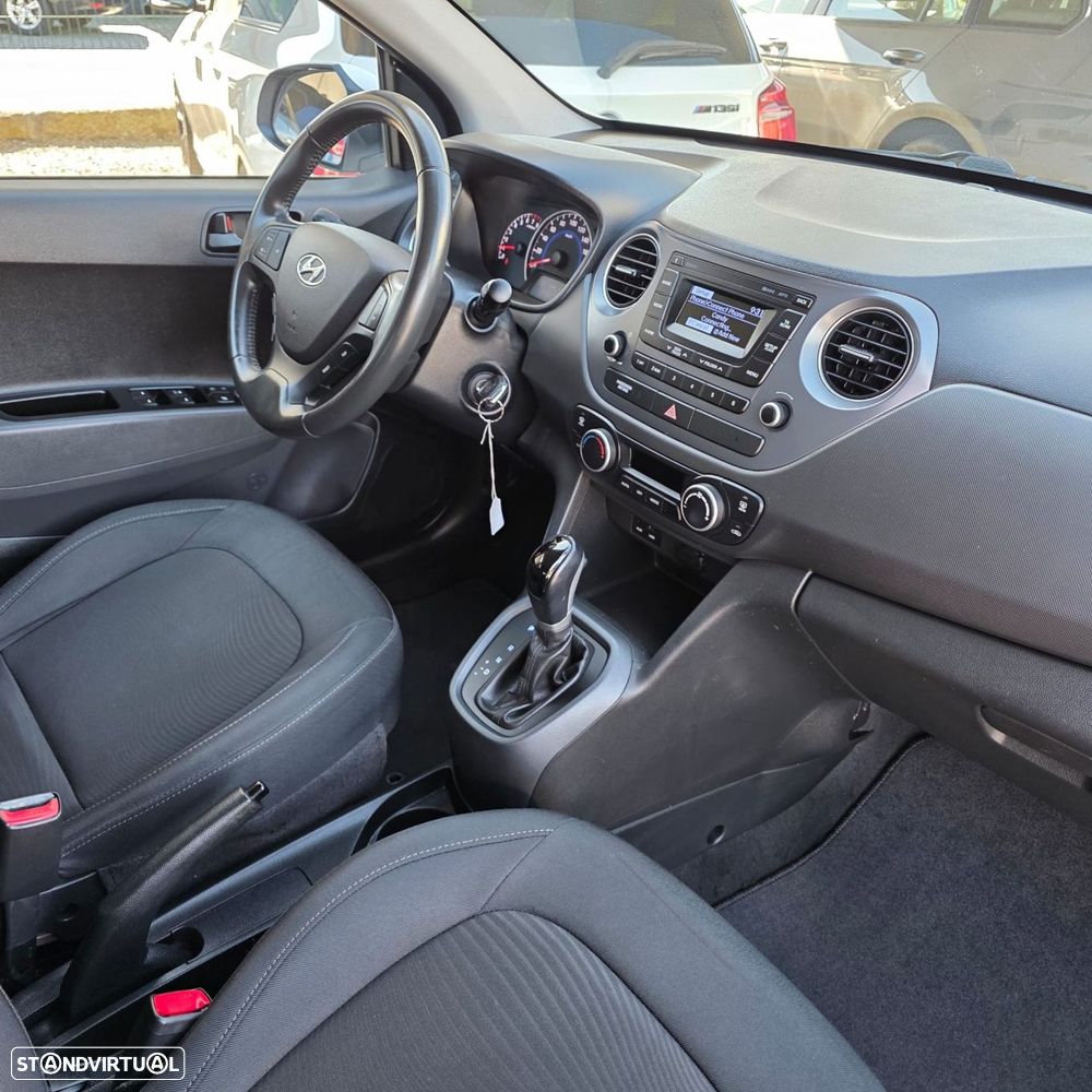 Hyundai i10 1.0 Style AT - 27