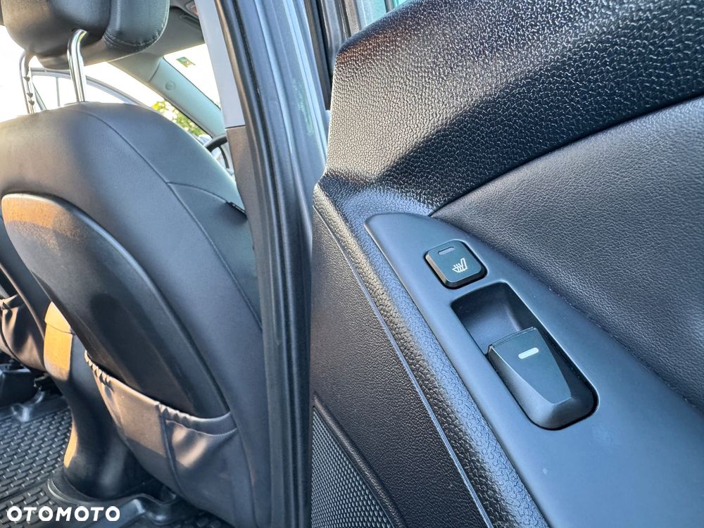 Hyundai ix35 2.0 CRDi 4WD Automatik Trend - 10