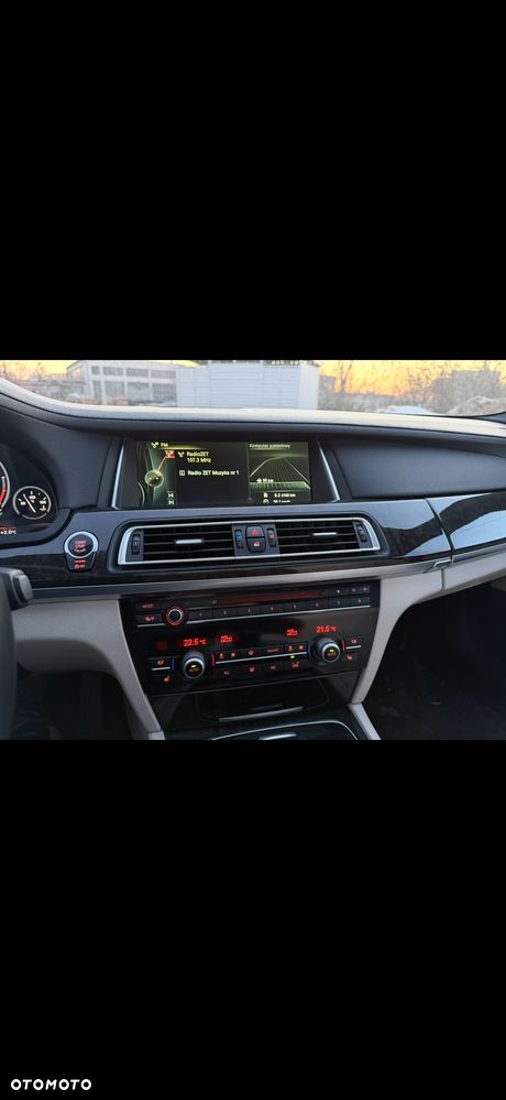 BMW Seria 7 740d xDrive - 15