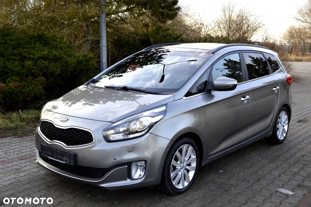 Kia Carens 1.7 CRDi Business Line 7os - 3