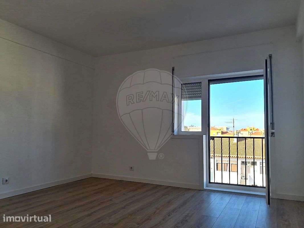 Apartamento T2 para arrendamento - Grande imagem: 5/13