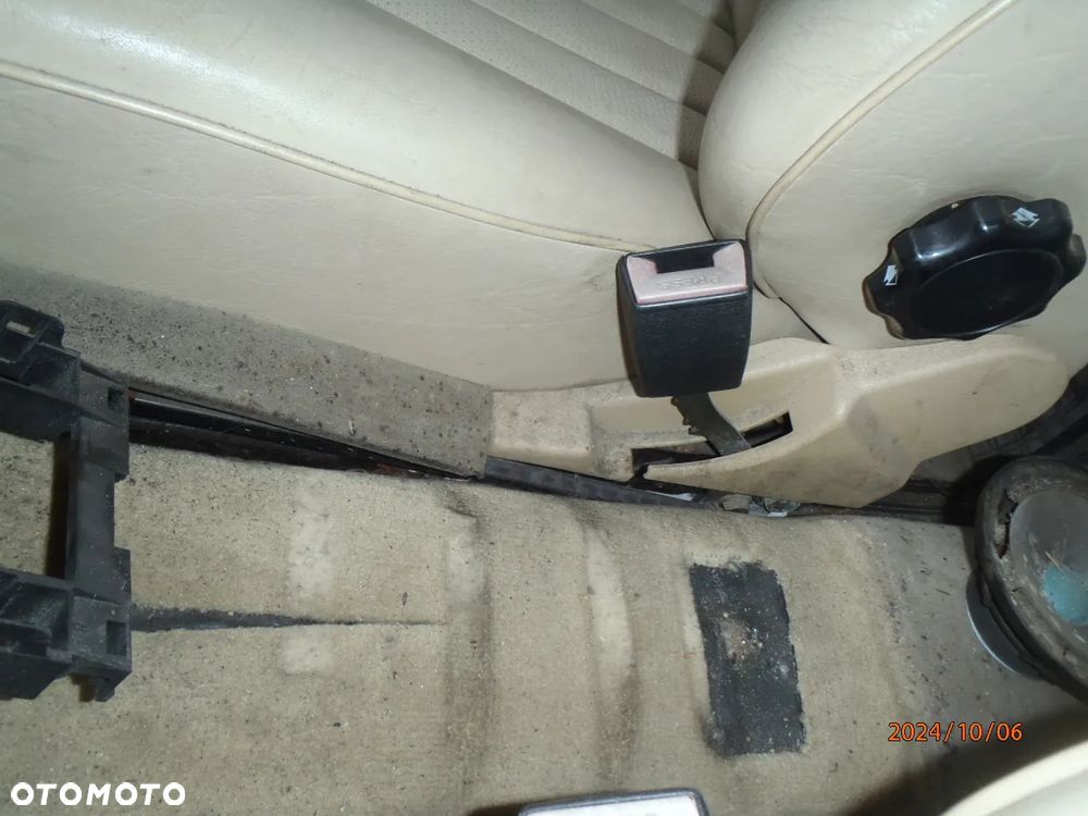 fotel kanapa tapicerka obicie boczek podłokietnik zagłówek skóra mercedes w 124 w124 - 20