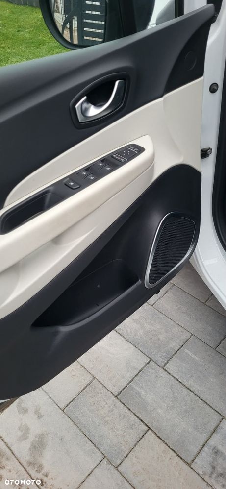 Renault Captur 0.9 Energy TCe XMOD - 12