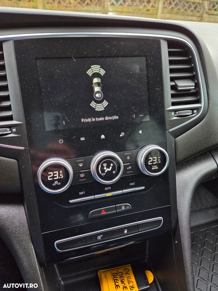 Renault Megane Grandtour BLUE dCi 115 BUSINESS EDITION - 24