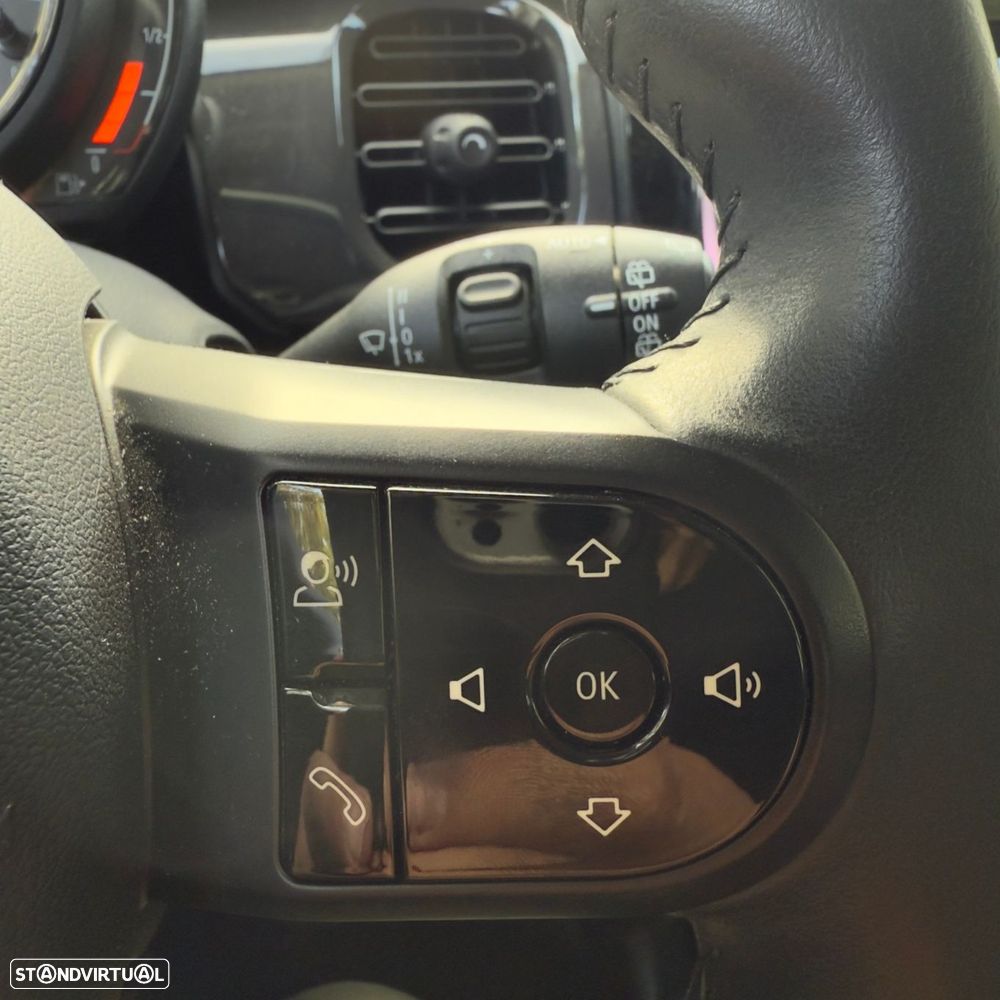 MINI 3 Portas One Classic - 11