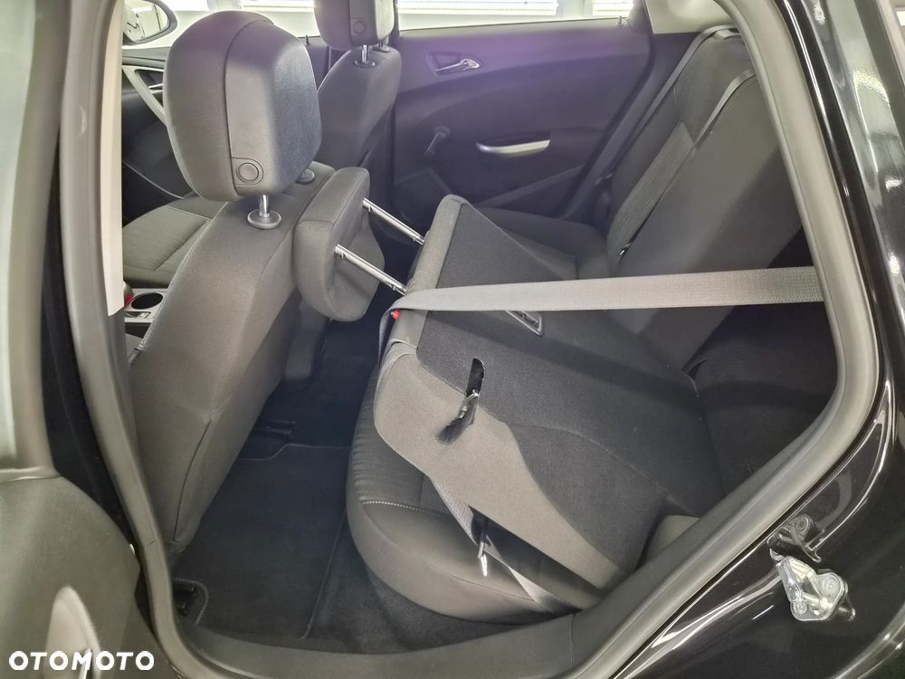 Opel Astra 1.6 Active - 22