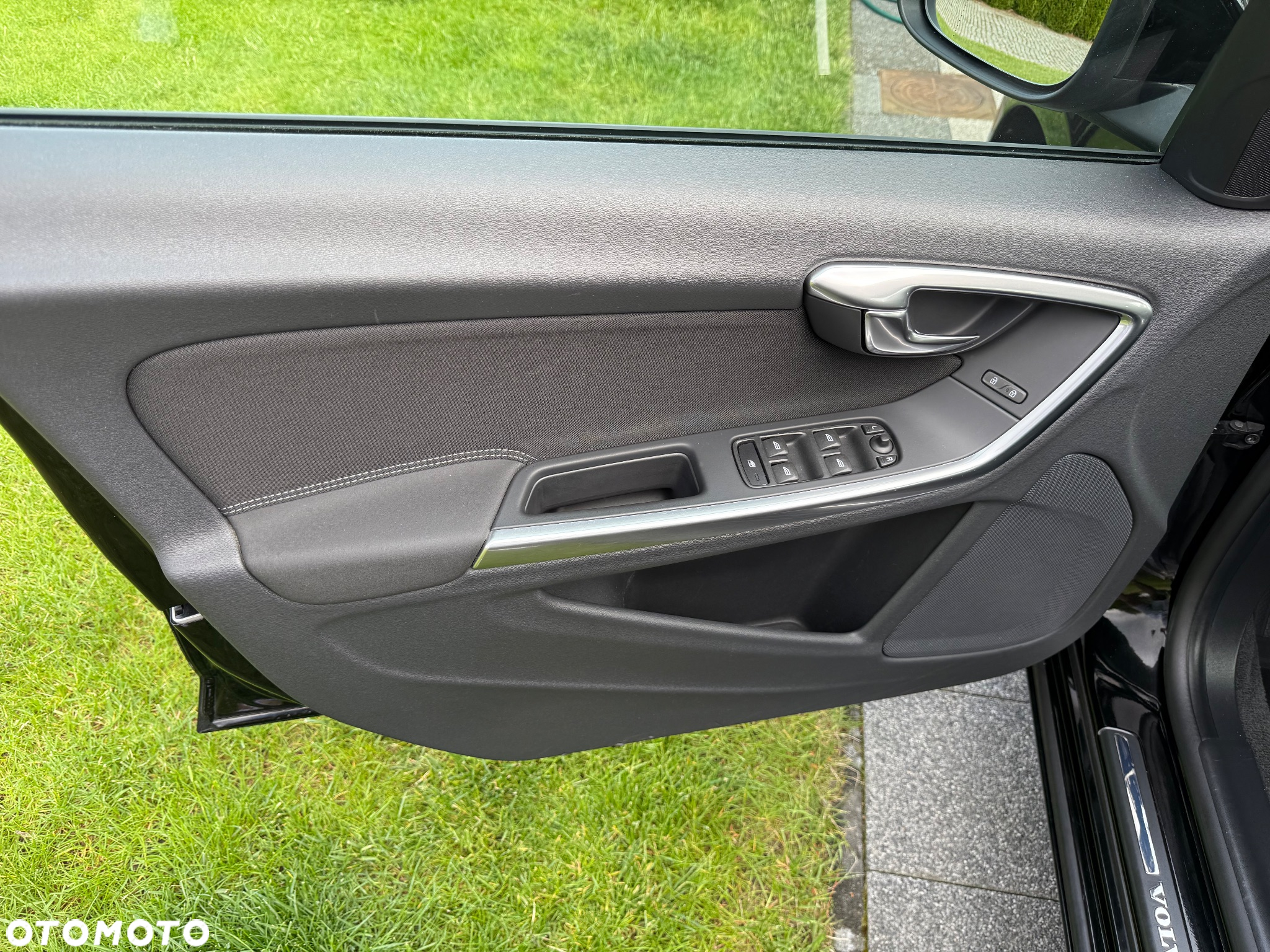 Volvo V60 D3 Momentum - 6