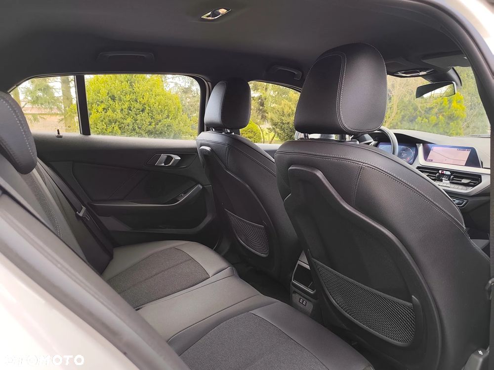 BMW Seria 1 116d Sport Line Shadow - 20