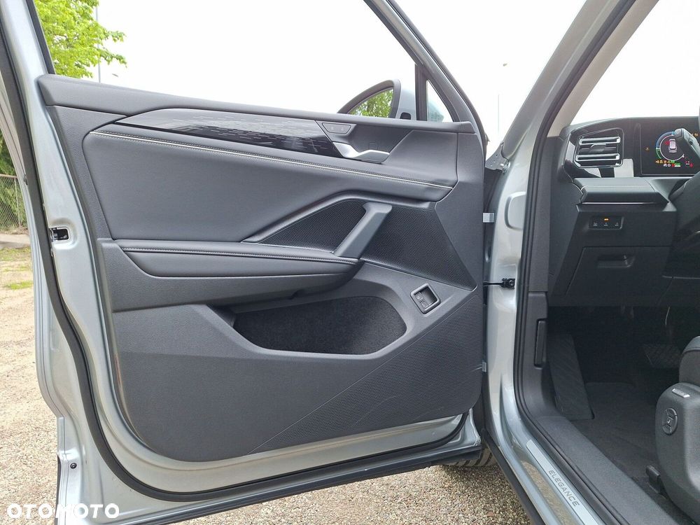 Volkswagen Tiguan 1.5 eHybrid PHEV 150kW Elegance DSG - 10