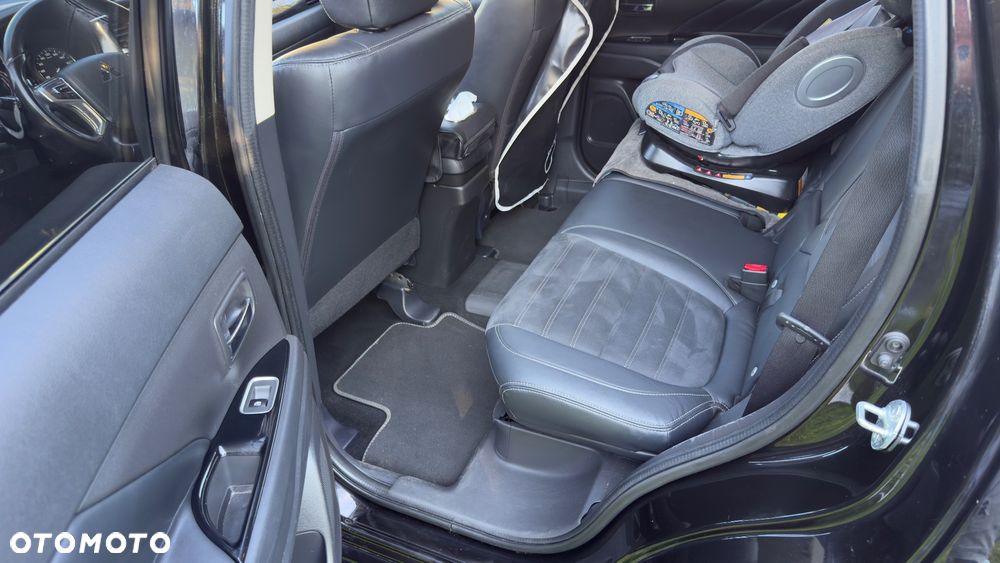 Mitsubishi Outlander 2.0 4WD - 17