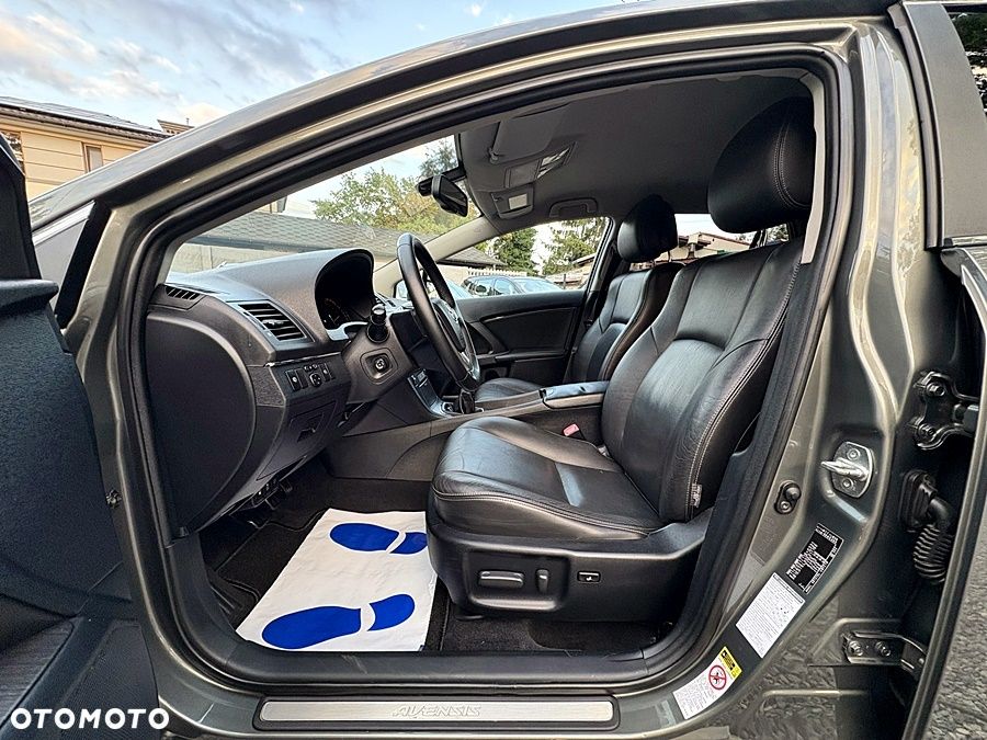Toyota Avensis 2.0 D-4D Sol plus+NAVI - 16