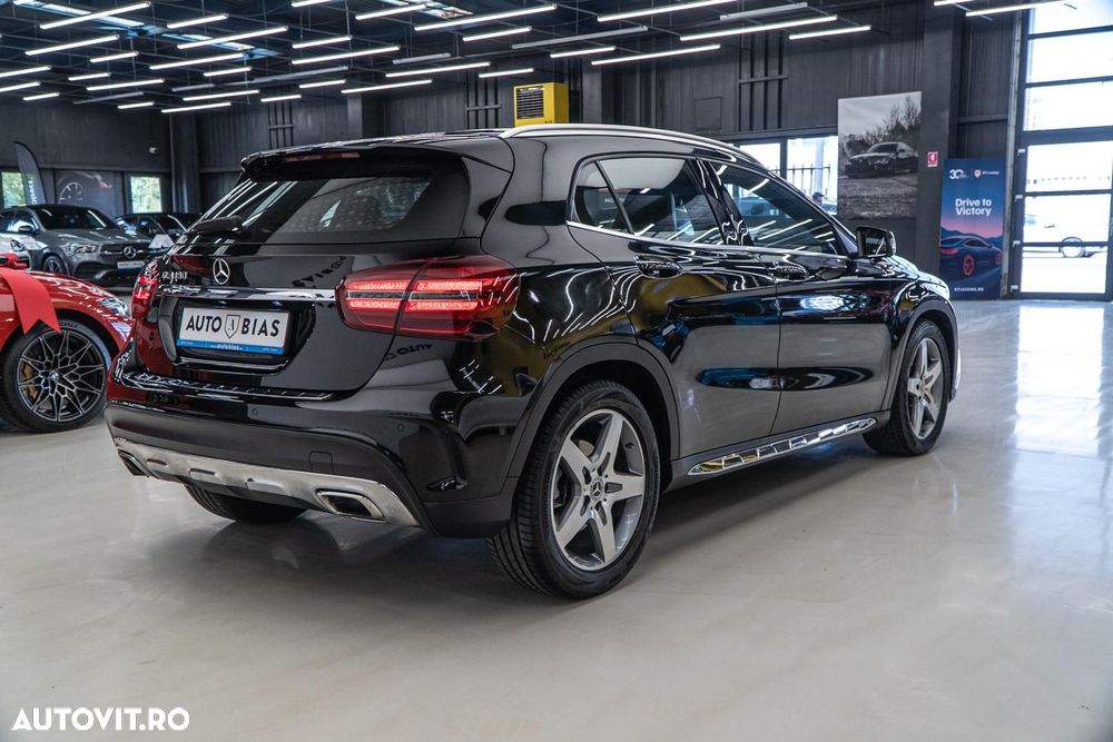 Mercedes-Benz GLA 180 7G-DCT AMG Line - 8