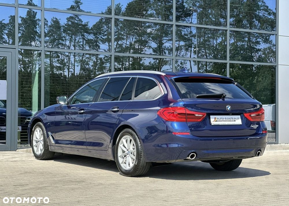 BMW Seria 5 520d - 7