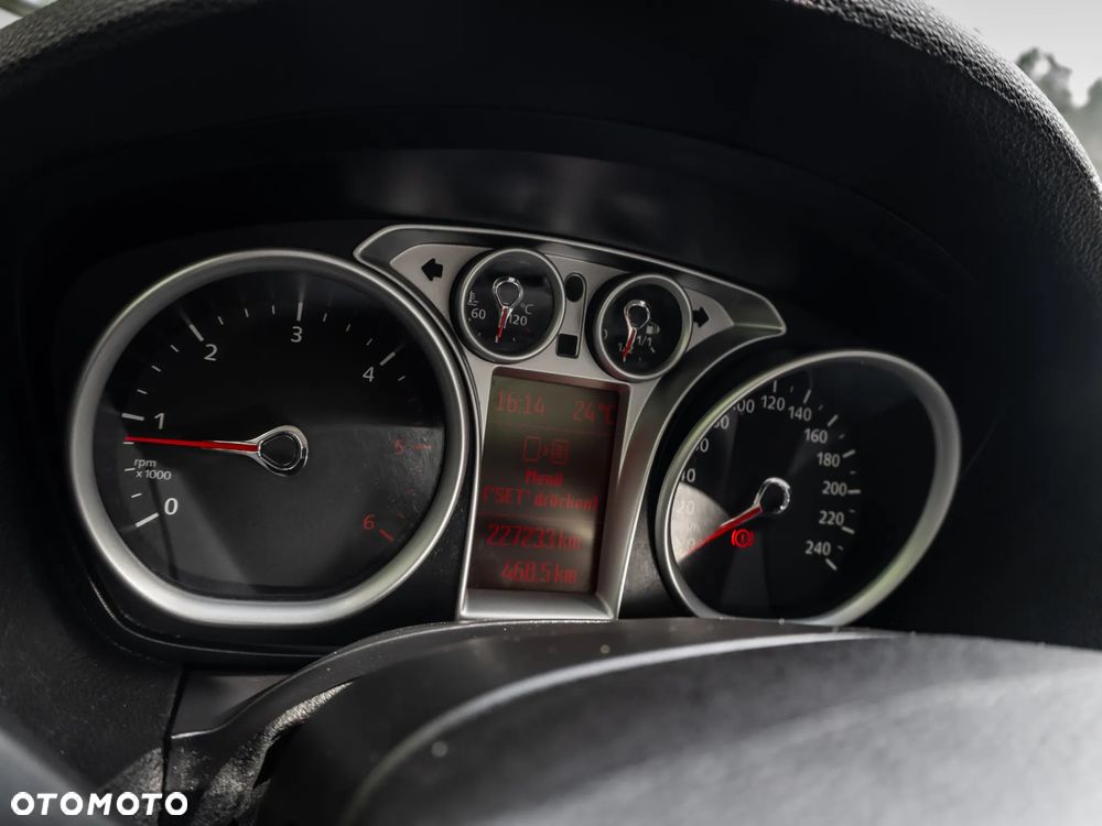 Ford Kuga 2.0 TDCi 4x4 Titanium - 20