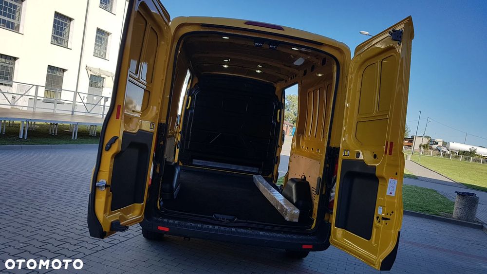 Ford Transit - 9