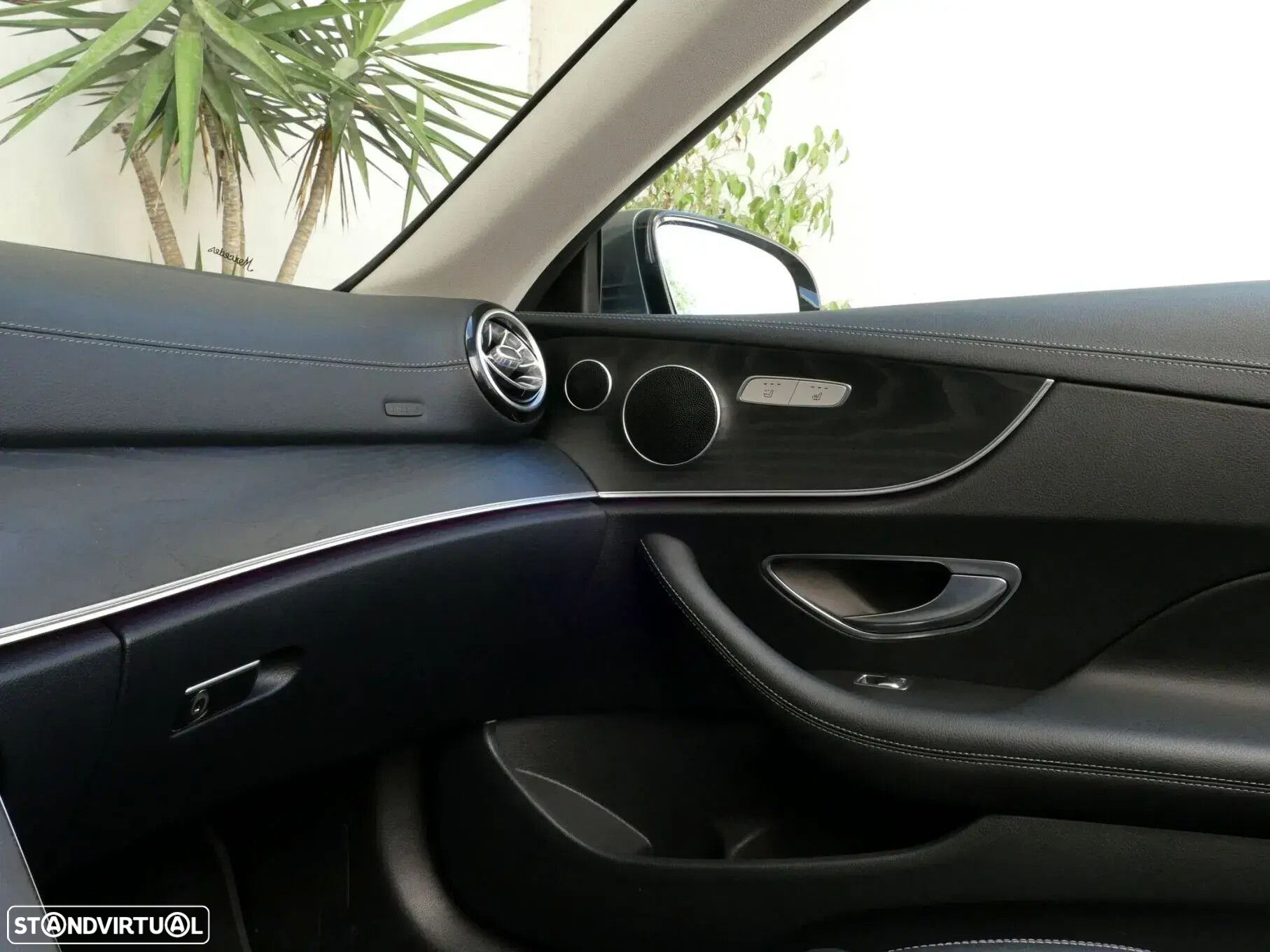 Mercedes-Benz E 200 Aut. - 29