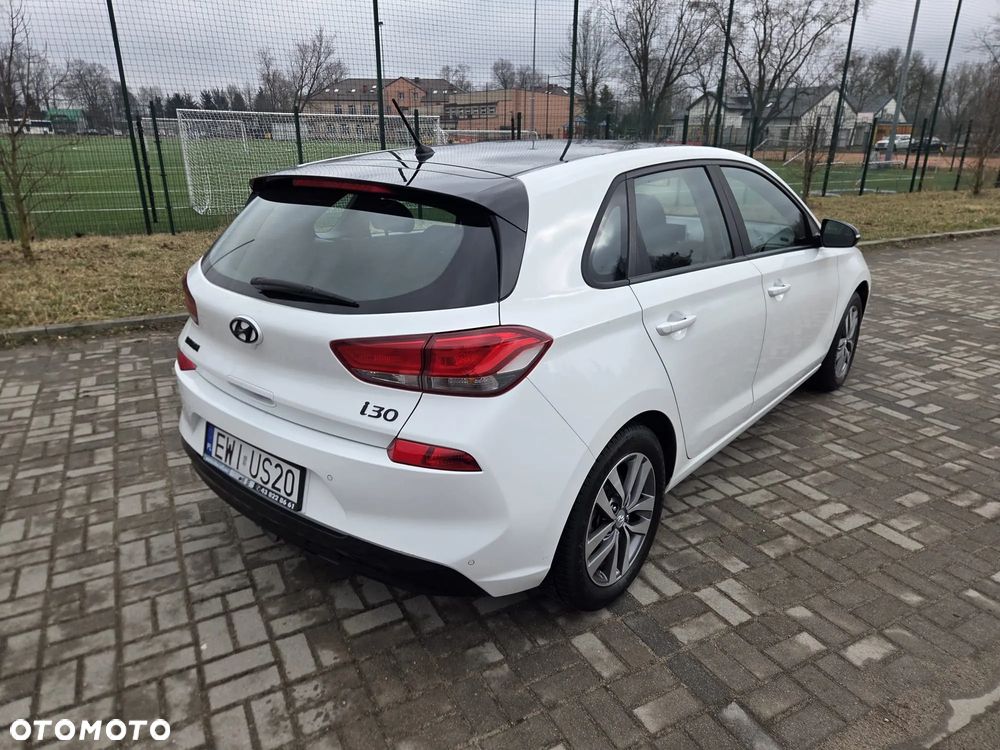 Hyundai i30 1.4 Comfort - 4