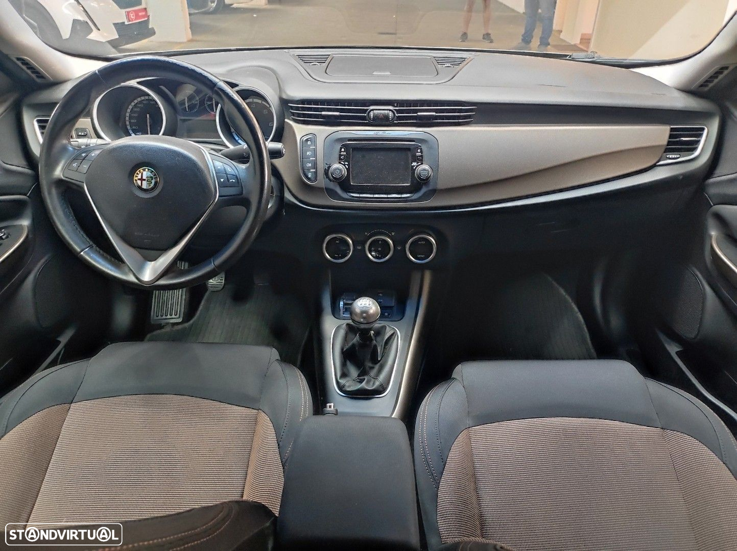 Alfa Romeo Giulietta 1.6 JTDm Exclusive - 11