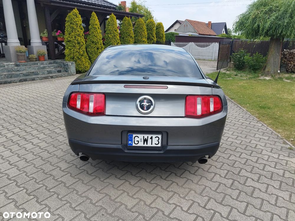 Ford Mustang - 7