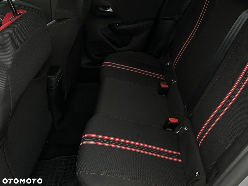 Opel Corsa 1.2 GS Line S&S - 11