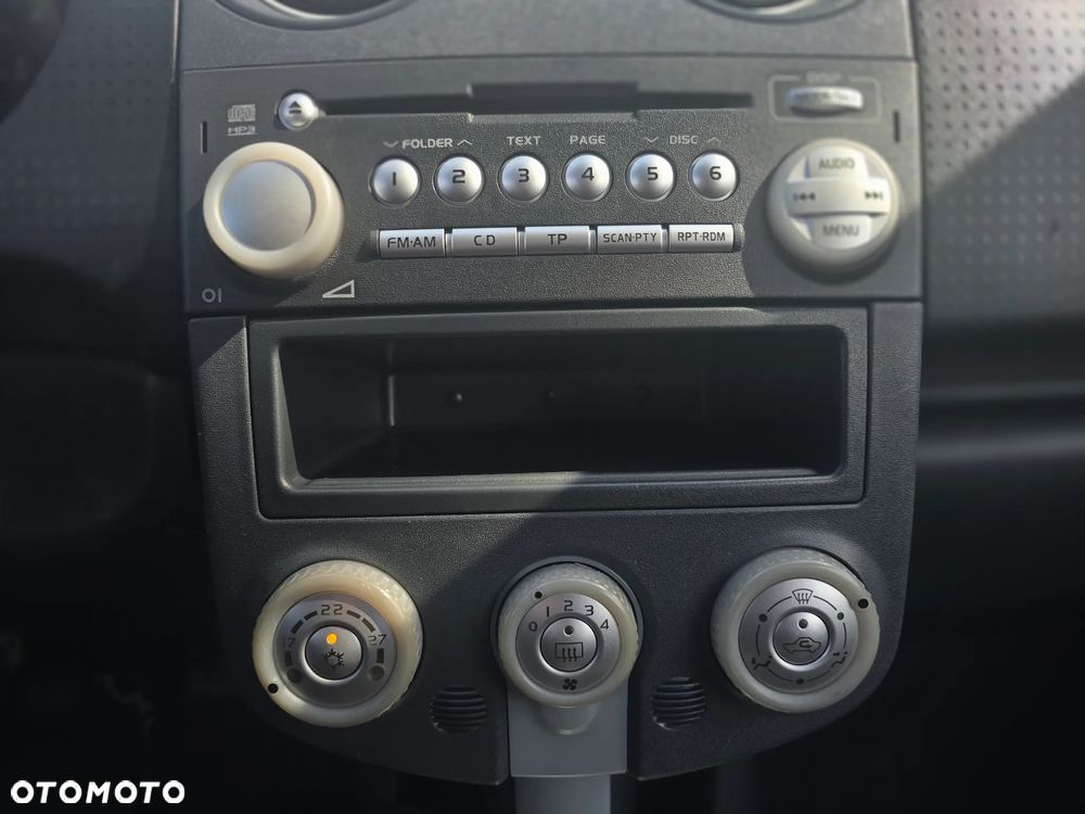 Mitsubishi Colt - 13