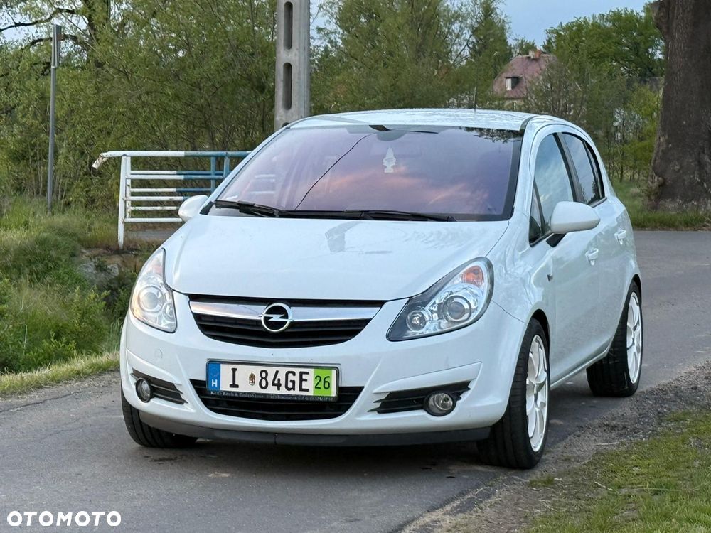 Opel Corsa - 2