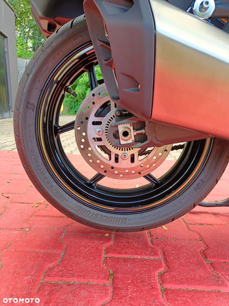 Kawasaki Versys 1000 - 15