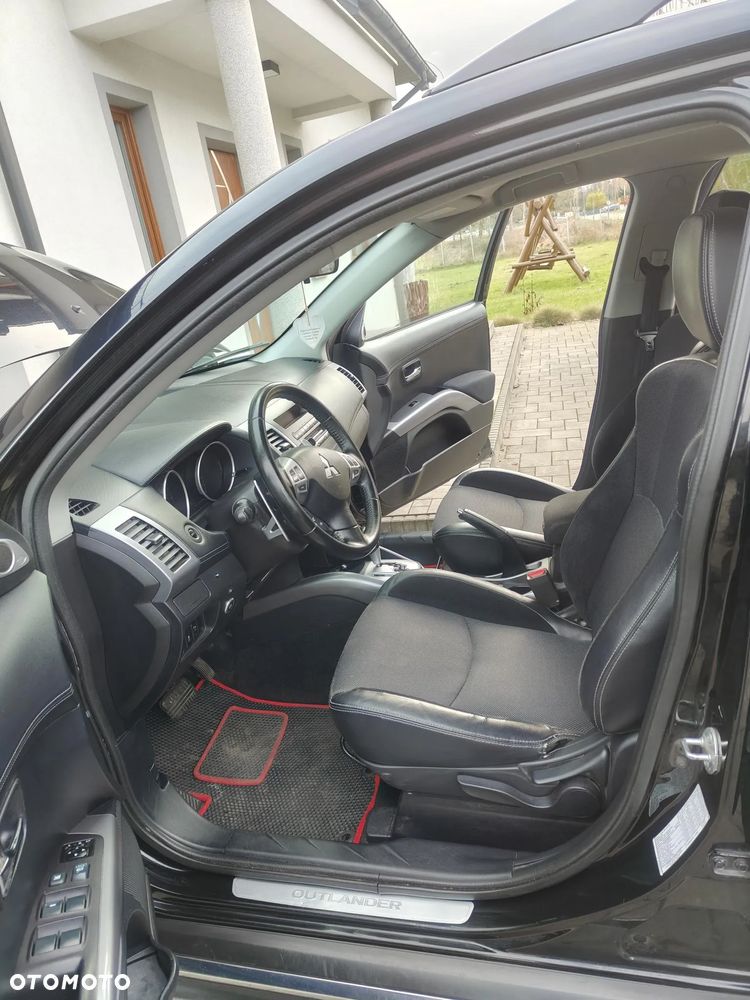 Mitsubishi Outlander 2.4 Instyle CVT - 10