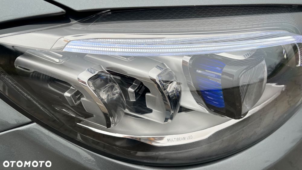 Mercedes-Benz Klasa C 300 4Matic 9G-TRONIC AMG Line Plus - 30