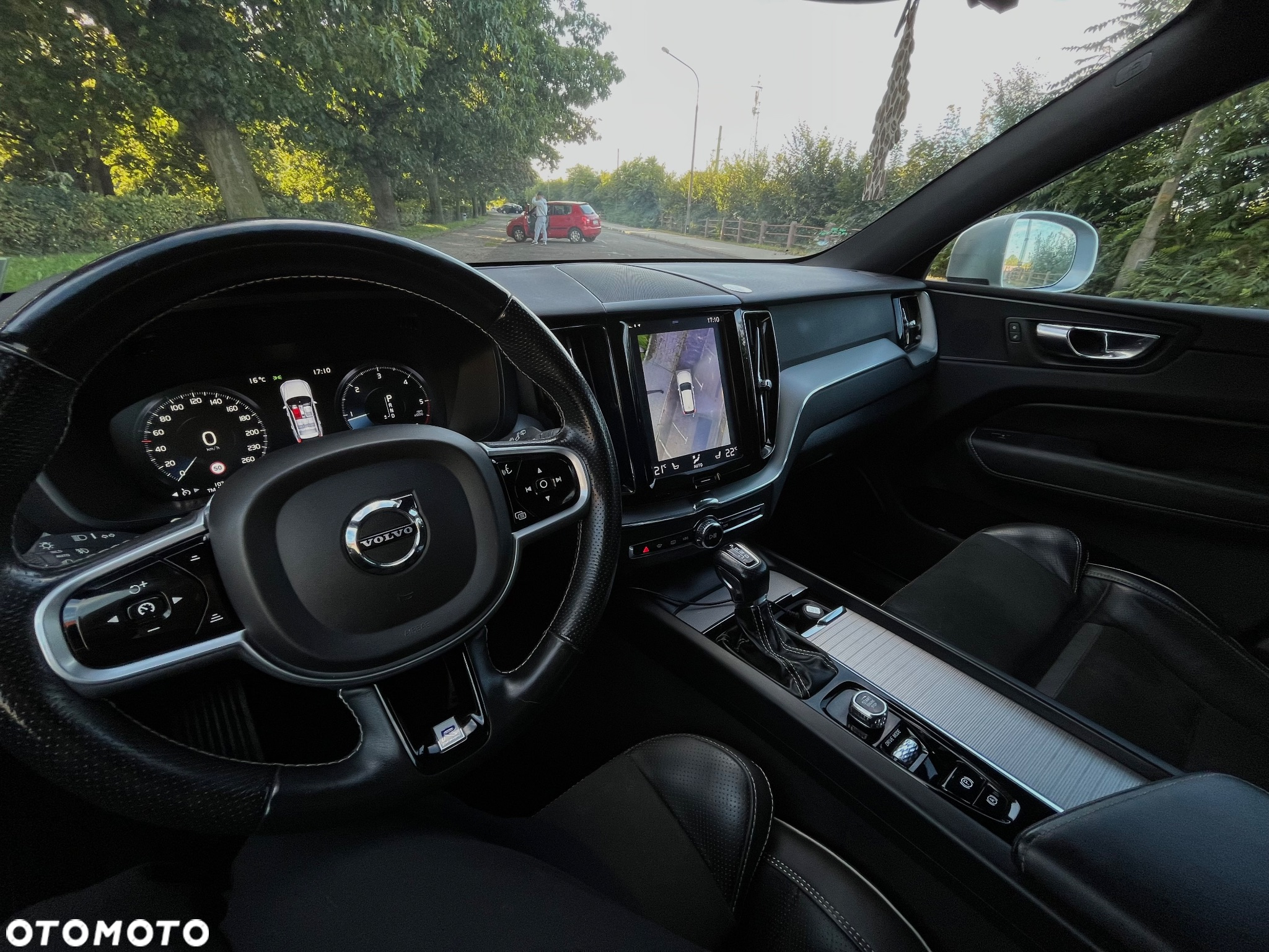 Volvo XC 60 D4 R-Design - 6