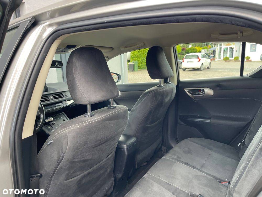 Lexus CT 200h Elegance - 11