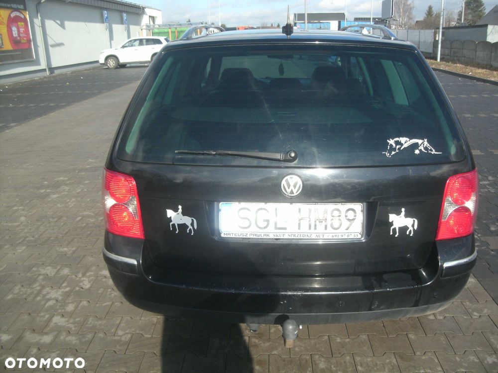 Volkswagen Passat - 4