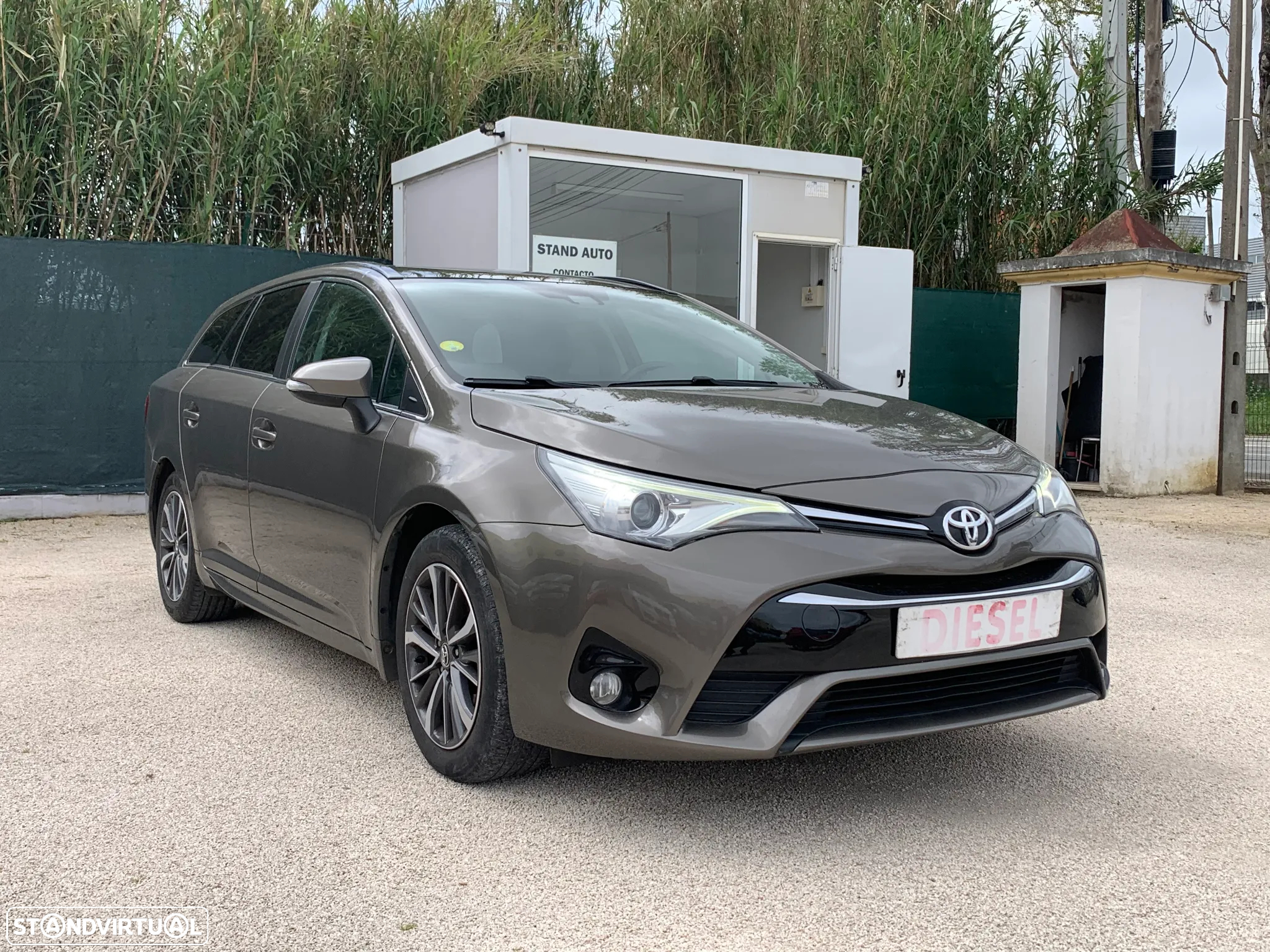 Toyota Avensis Touring Sports 2.0 D-4D Edition S+ - 3