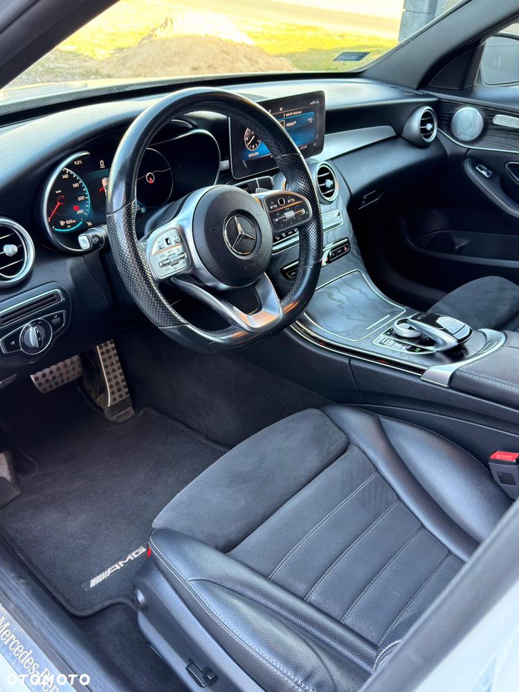 Mercedes-Benz Klasa C 220 d 9G-TRONIC - 24