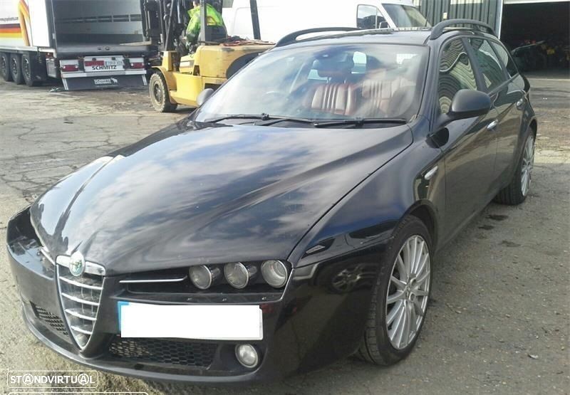 Alfa Romeo 159 1.9JTD de 2006 disponível para peças - 1