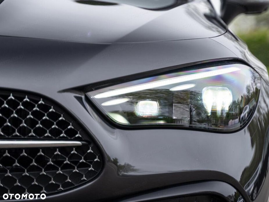 Mercedes-Benz CLE 200 mHEV 4-Matic AMG Line - 7