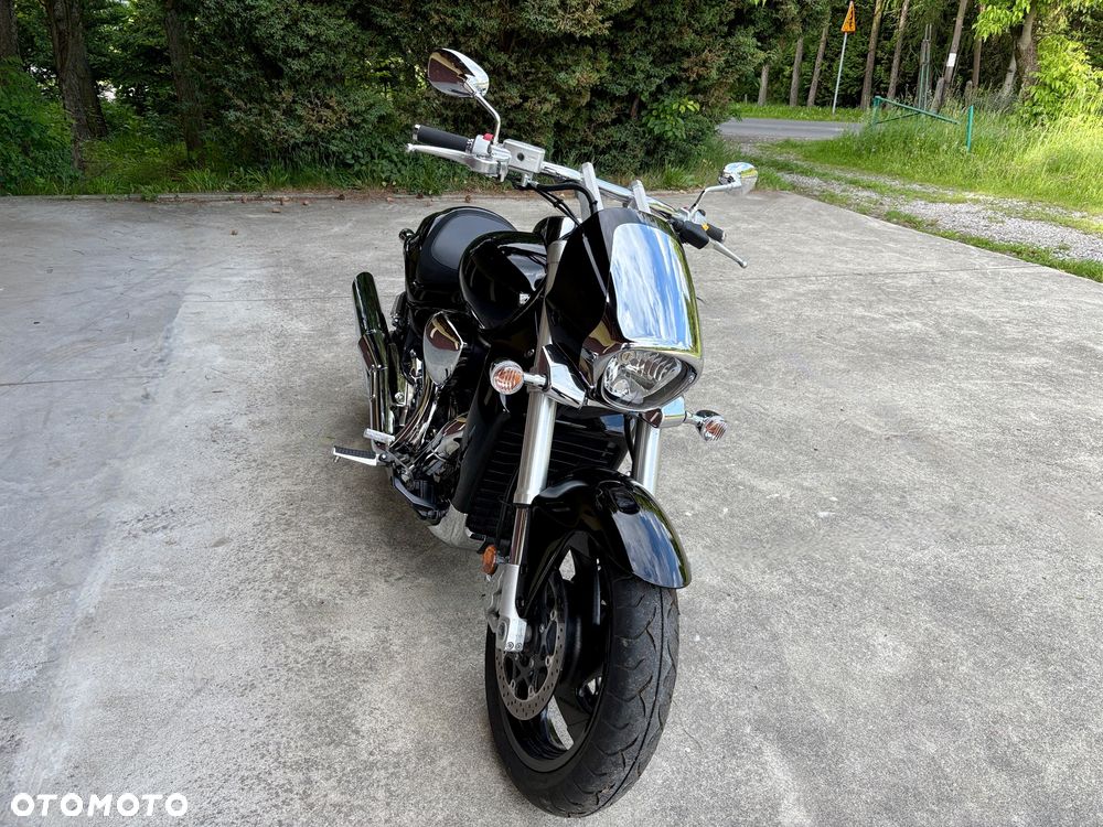 Suzuki Boulevard - 5