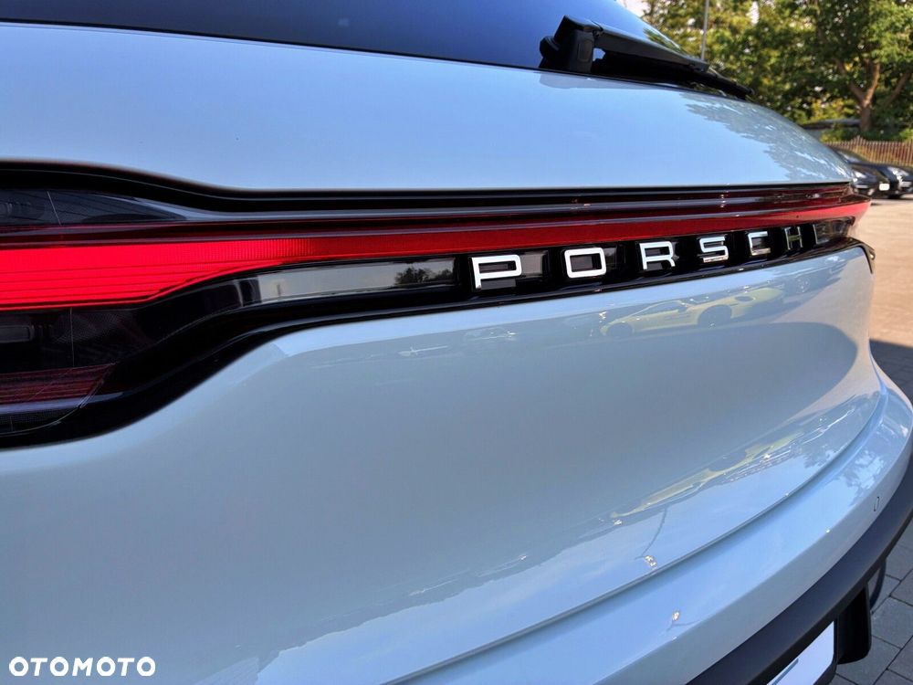 Porsche Macan - 13