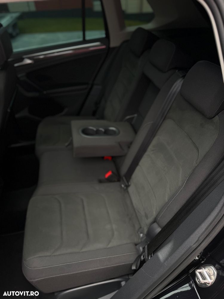 Volkswagen Tiguan - 12