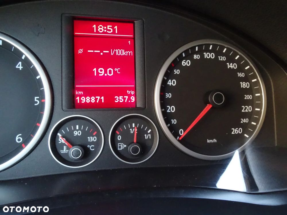 Volkswagen Tiguan - 18