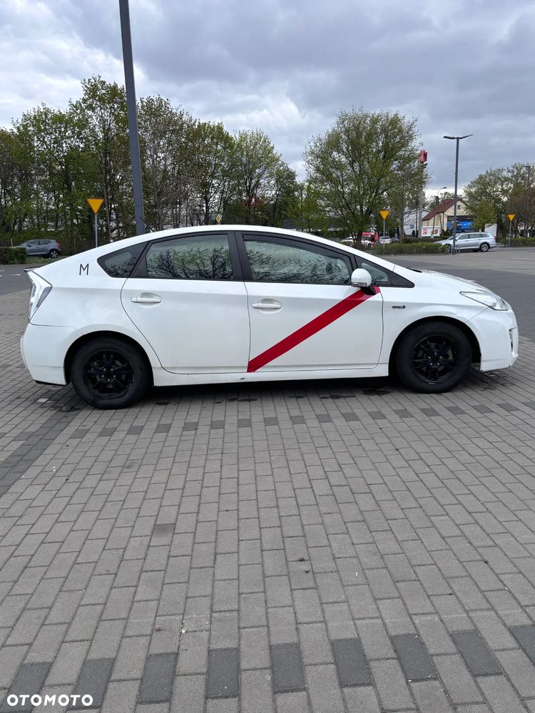 Toyota Prius - 6