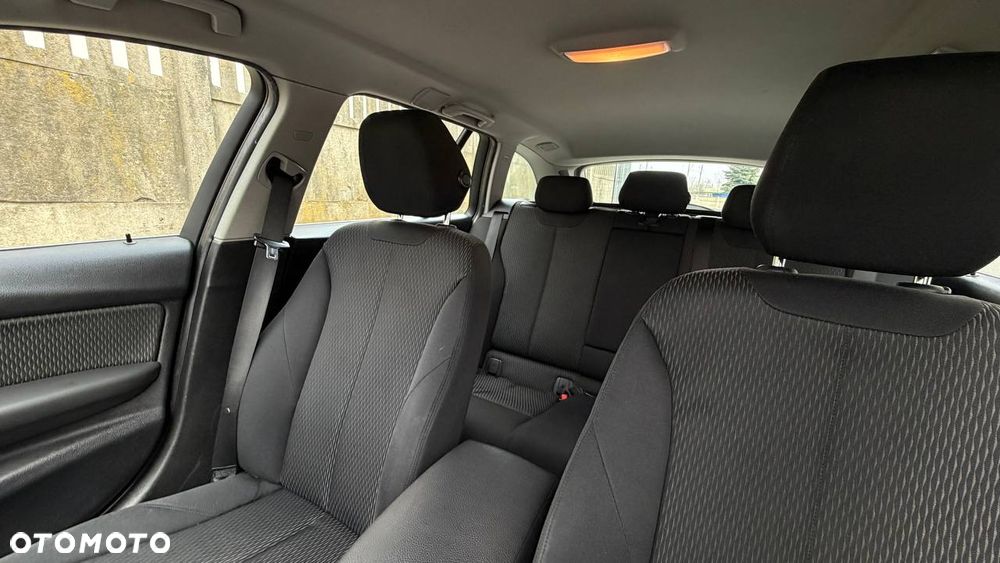 BMW Seria 3 316d - 8