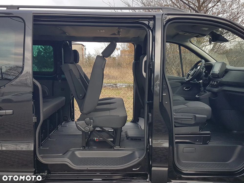 Renault Trafic - 17