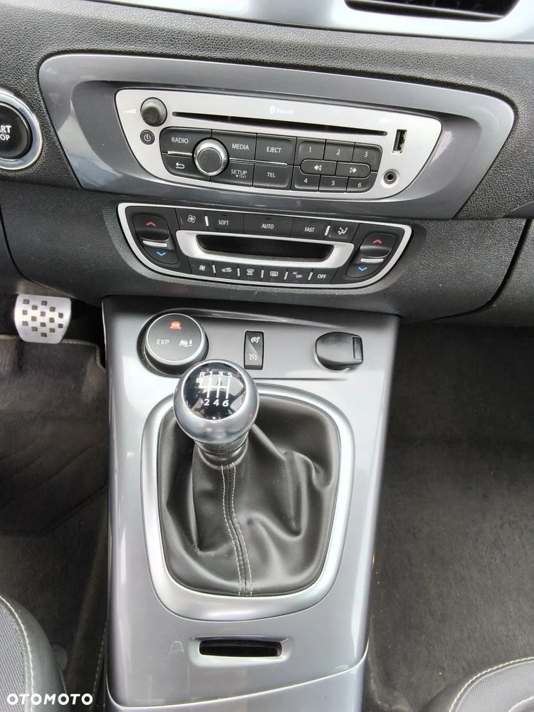 Renault Scenic - 16
