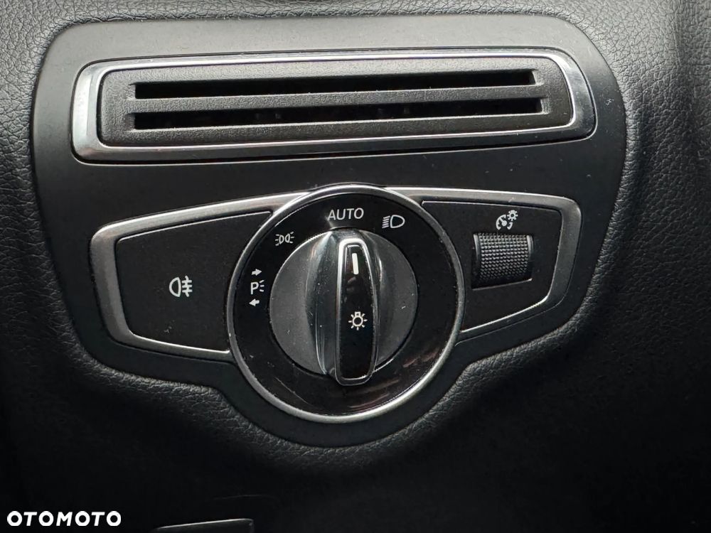 Mercedes-Benz Klasa C 200 (BlueTEC) d 7G-TRONIC Avantgarde - 19