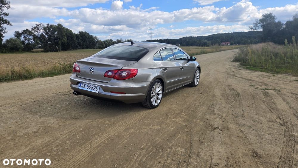 Volkswagen Passat Cc 2010 photo 4