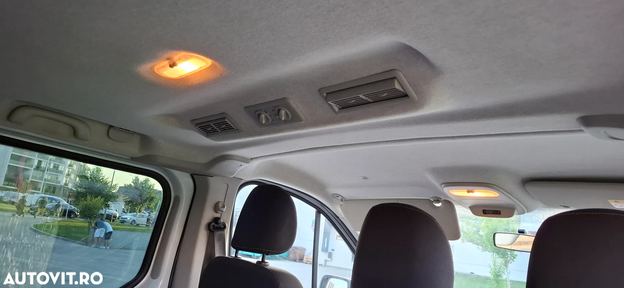 Renault Trafic - 13
