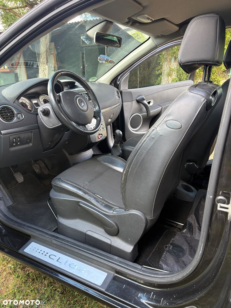 Renault Clio 1.2 16V Dynamique - 13