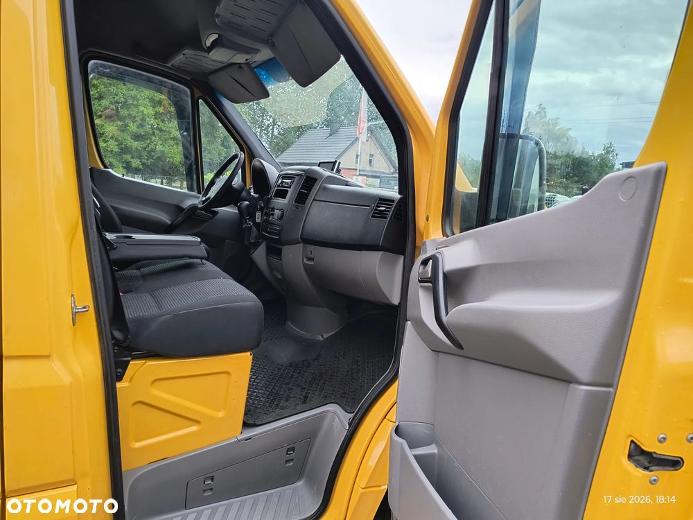 Mercedes-Benz sprinter - 28
