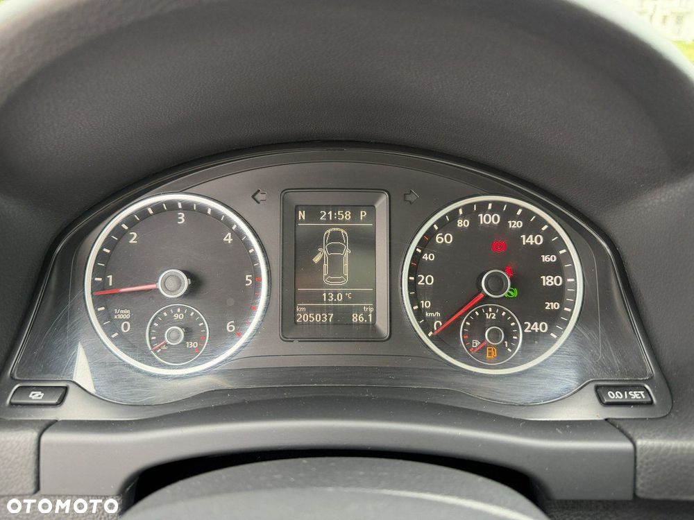 Volkswagen Tiguan 2.0 TDI DPF 4Motion BlueMotion Technology DSG Exclusive - 25